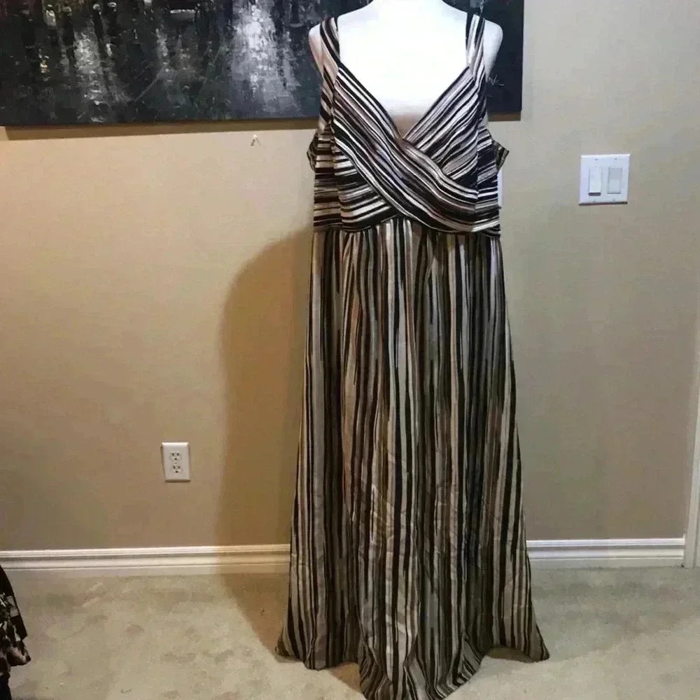 Dress Barn Woman Striped Beige, Black, Brown and Cream Lined Maxi Dress-Size 22